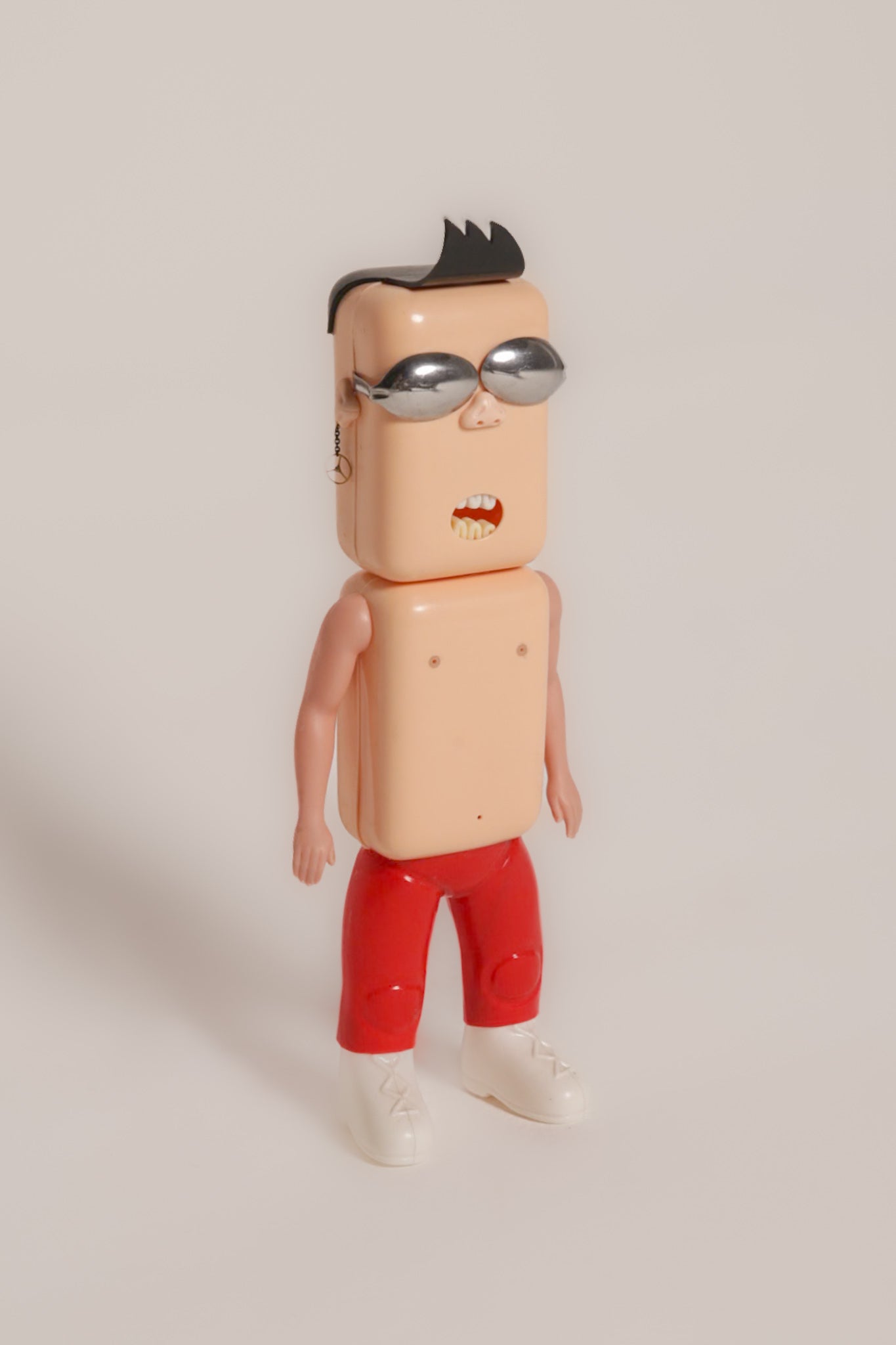 "Dolls" Punk - Sang Won Sung