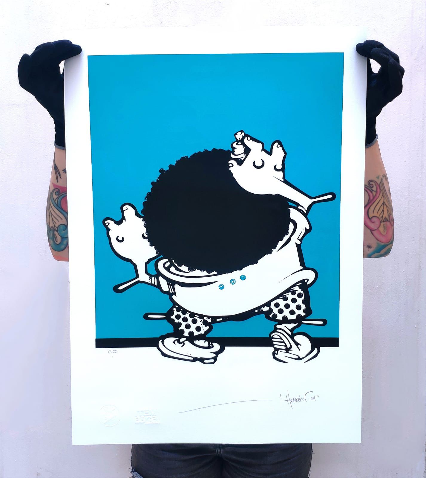 Vandalismo com Tinta (azul)  - alex Hornest